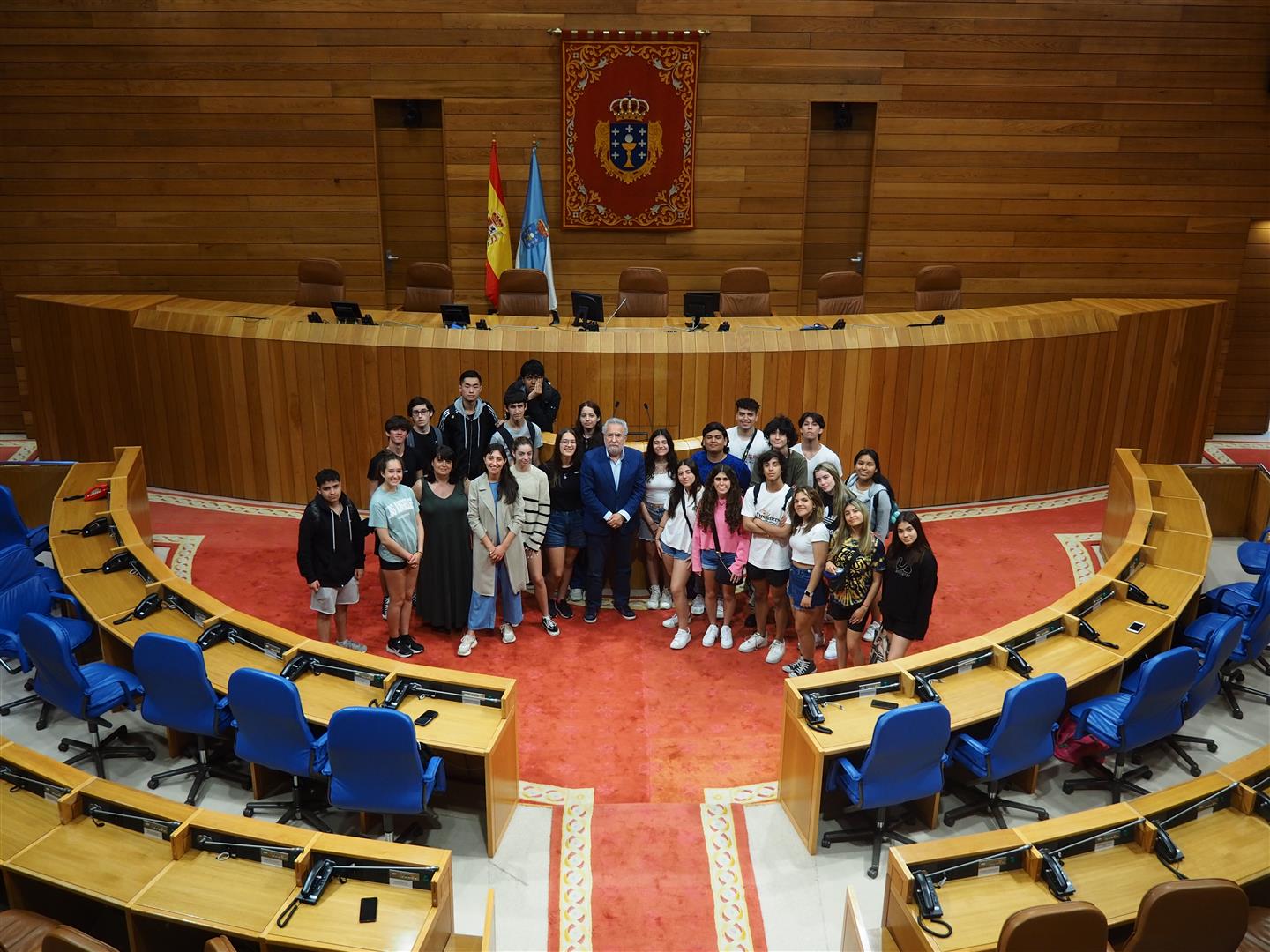 Alumnado do Instituto Arxentino-Galego Santiago Apóstolo visita o Parlamento de Galicia